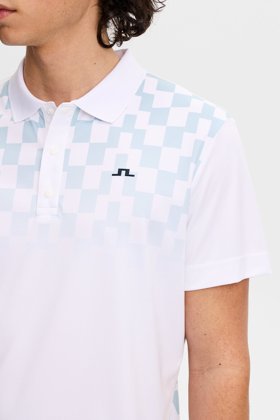 polo con estampado finlandés