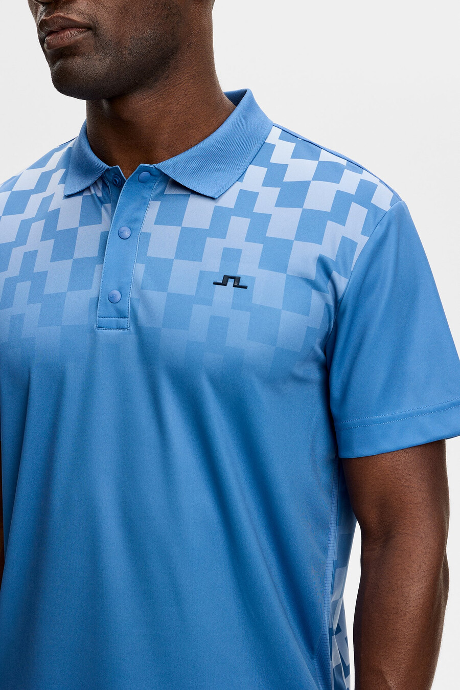 polo con estampado finlandés
