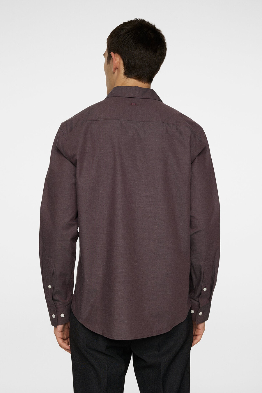 camisa de franela ligera y ajustada