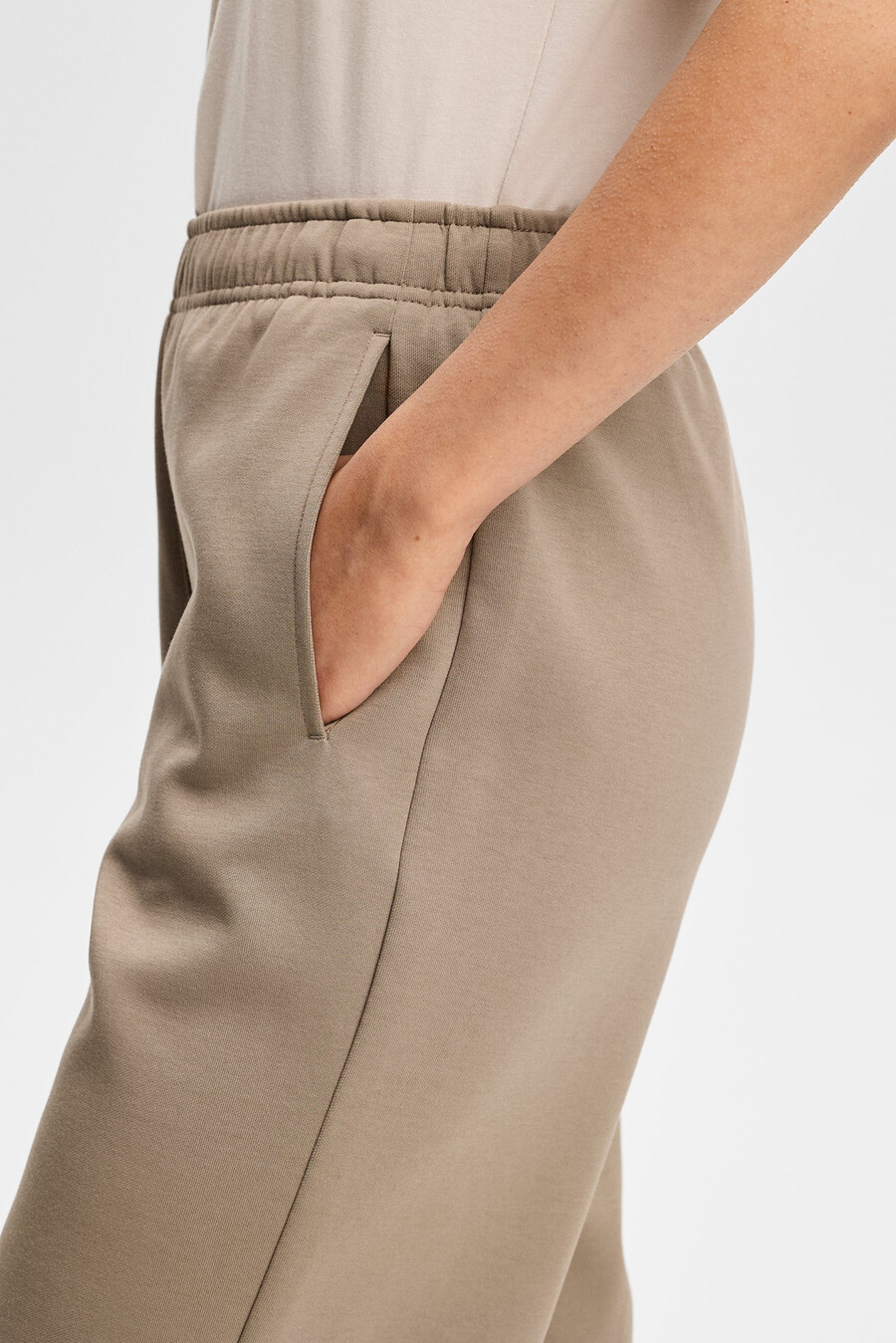 pantalones deportivos cove